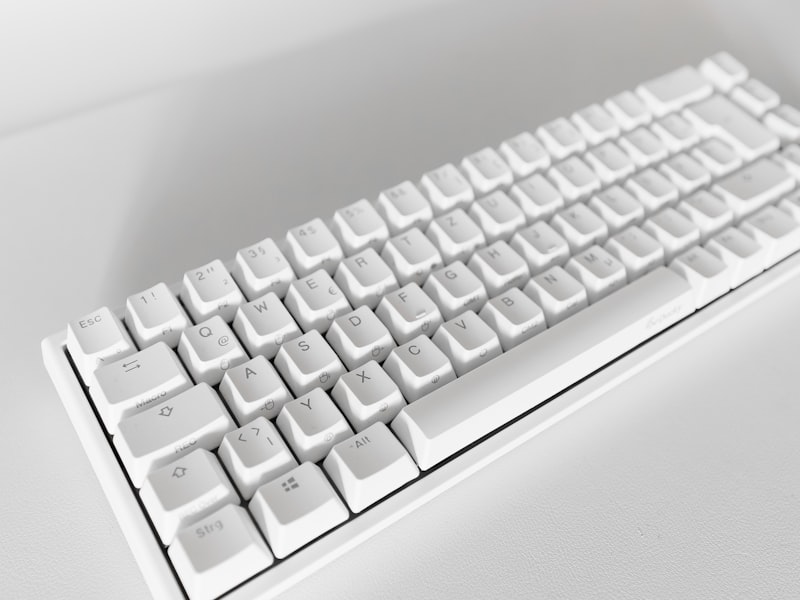 Wireless mechanical keyboard product photo